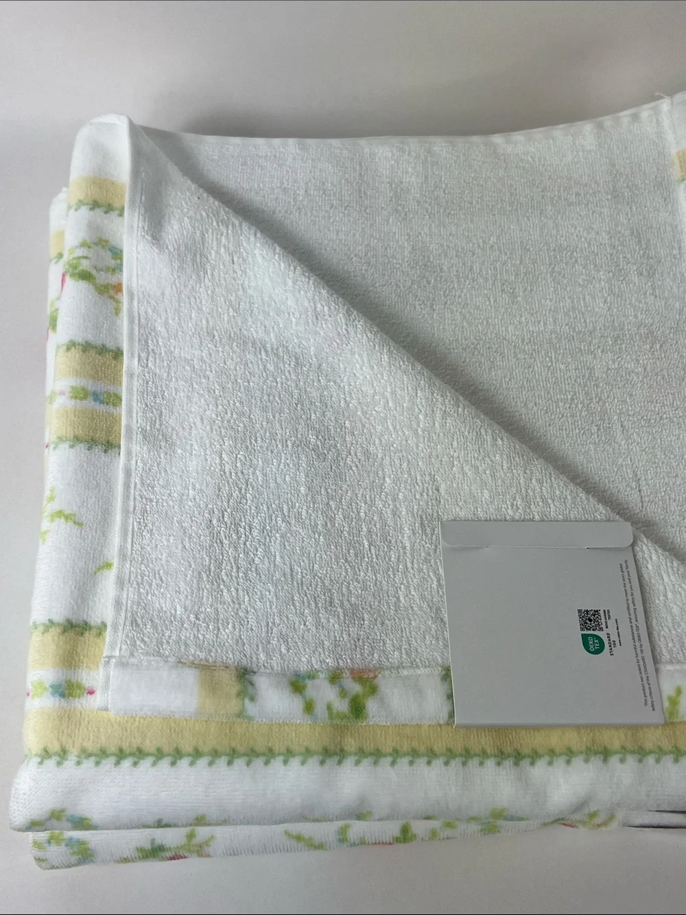 Caro Home Bath Towel Set Floral Stripe White & Yellow Cotton Velour Set of 2 NEW